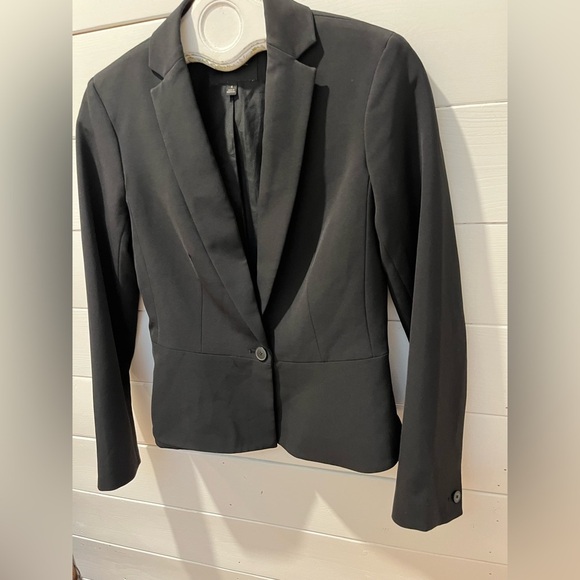 🖤BANANA REPUBLIC - Black Fitted Blazer - Size 4 - Picture 4 of 8